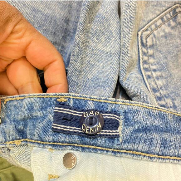 GAP High Rise Blue Denim Shorts 16us Youth raw hem Acid Wash Color - Picture 3 of 4